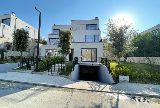 Shtepi me qera 4+1 ne Tirane - 4,000 Euro