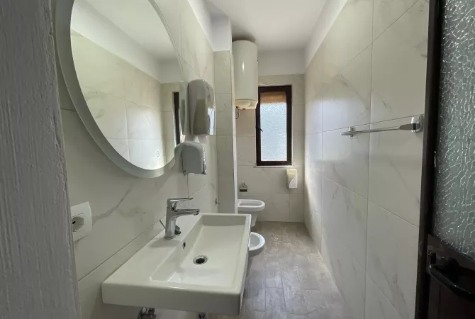 Ambient Zyre per qira ne zonen e Bllokut.