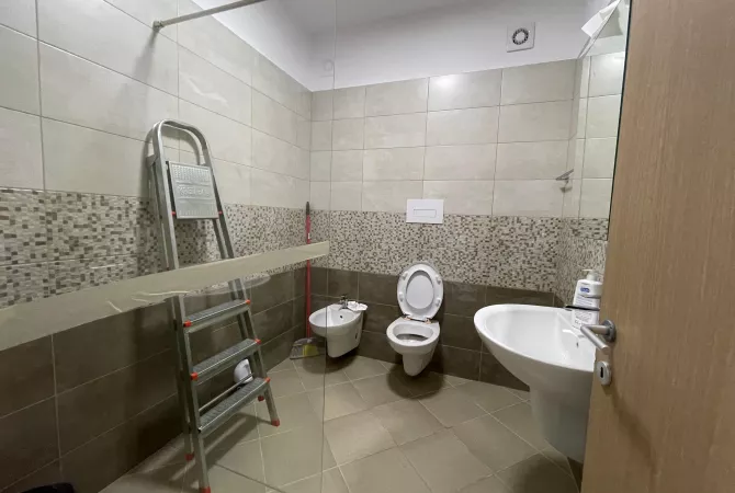 Shtepi me qera Apartament ne Tirane, 2+1, Mobilimi E mobiluar, Pagesa 600  Euro.