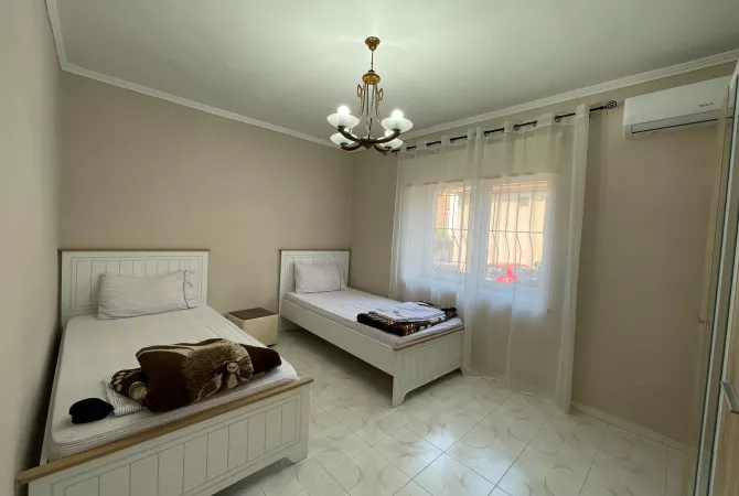 Shtepi me qera Apartament ne Tirane, 2+1, Mobilimi E mobiluar, Pagesa 600  Euro.