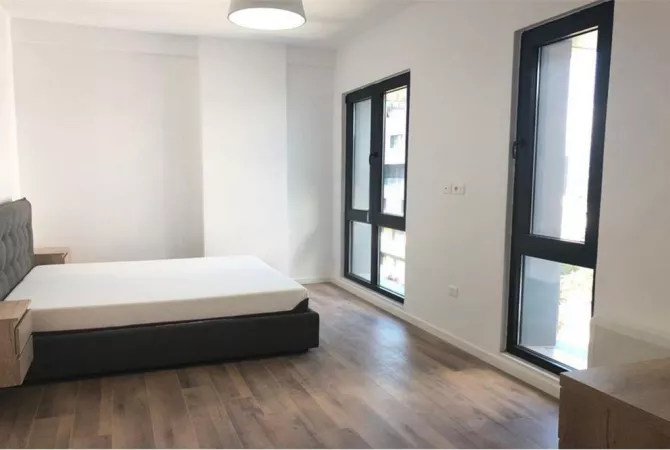 Shtepi me qera Apartament ne Tirane, 2+1, Mobilimi E mobiluar, Pagesa 1,000  Euro.