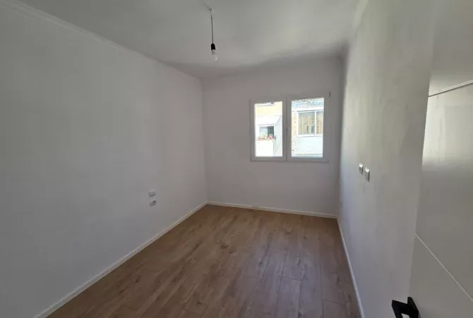 Shtepi ne shitje 2+1 ne Tirane - 128,000 Euro