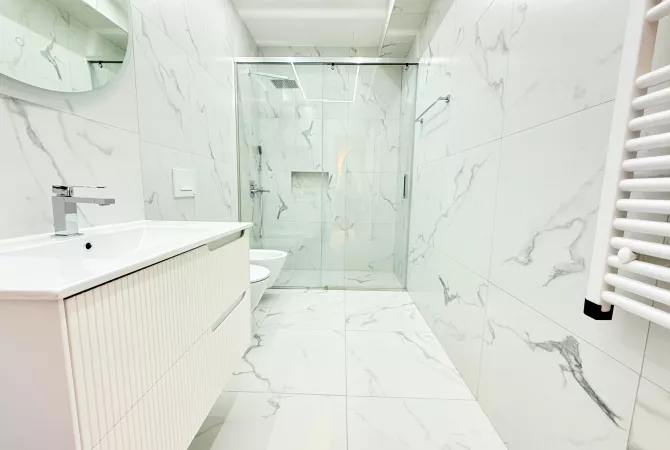 Shtepi me qera Apartament ne Tirane, 2+1, Mobilimi E mobiluar, Pagesa 1,200  Euro.