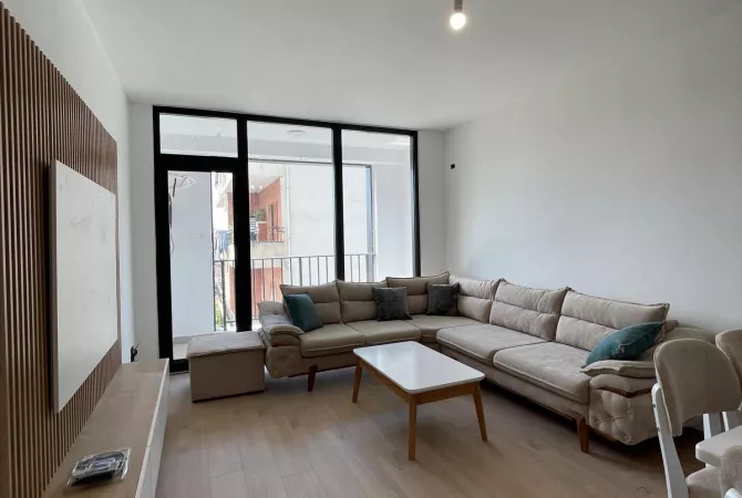 Shtepi me qera 1+1 ne Tirane - 600 Euro