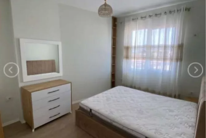 Shtepi me qera Apartament ne Tirane, 2+1, Mobilimi E mobiluar, Pagesa 460  Euro.