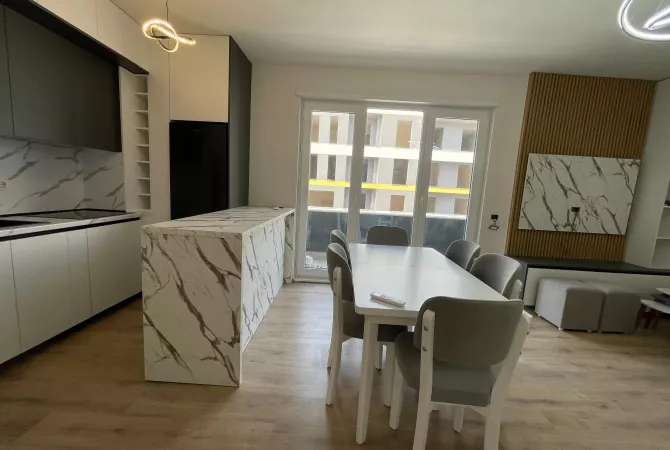Shtepi me qera Apartament ne Tirane, 3+1, Mobilimi Pjeserisht e mobiluar, Pagesa 550  Euro.