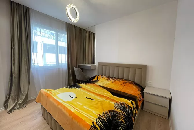 Shtepi ne shitje Apartament ne Tirane, 1+1, Mobilimi E mobiluar, Pagesa 118,000  Euro.