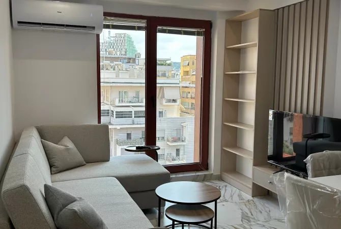Shtepi me qera 1+1 ne Tirane - 900 Euro