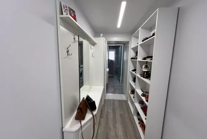 Shtepi me qera Apartament ne Tirane, 2+1, Mobilimi E mobiluar, Pagesa 1,100  Euro.