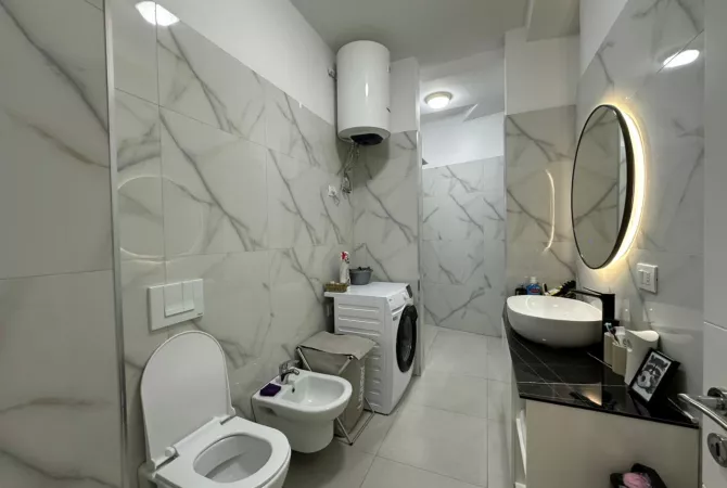 Shtepi me qera Apartament ne Tirane, 2+1, Mobilimi E mobiluar, Pagesa 600  Euro.