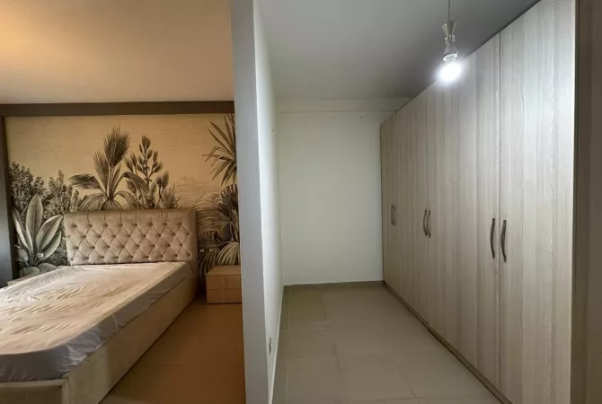 Shtepi ne shitje Apartament ne Tirane, 2+1, Mobilimi E mobiluar, Pagesa 231,000  Euro.