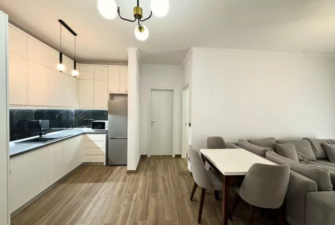 Shtepi me qera Apartament ne Tirane, 1+1, Mobilimi E mobiluar, Pagesa 800  Euro.