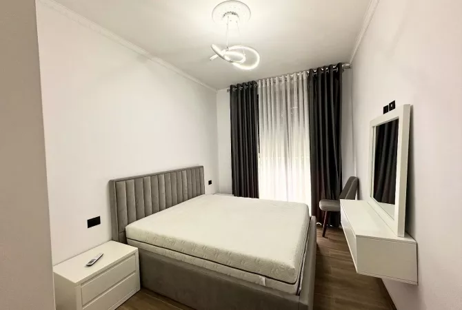 Shtepi me qera Apartament ne Tirane, 1+1, Mobilimi E mobiluar, Pagesa 800  Euro.
