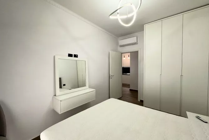 Shtepi me qera Apartament ne Tirane, 1+1, Mobilimi E mobiluar, Pagesa 800  Euro.