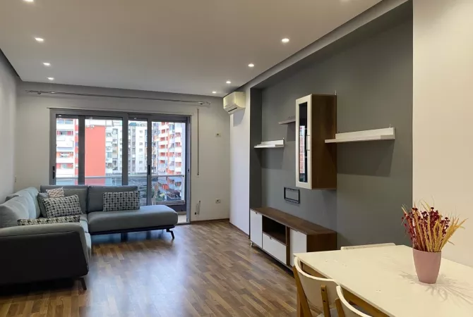 Shtepi me qera 2+1 ne Tirane - 600 Euro