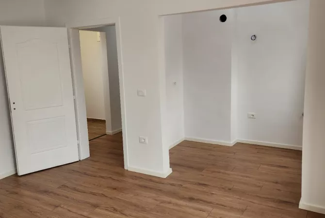 Shtepi ne shitje 1+1 ne Tirane - 95,000 Euro
