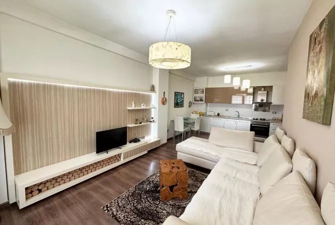 Casa in vendita 2+1 a Tirana - 132,000 Euro