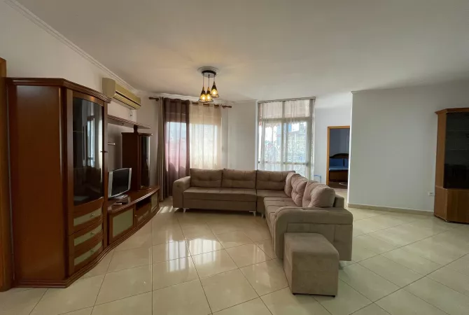Casa in affitto 2+1 a Tirana - 650 Euro