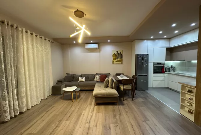 Casa in affitto 2+1 a Tirana - 600 Euro