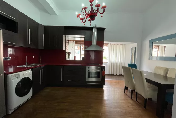 Casa in affitto 2+1 a Tirana - 1,000 Euro