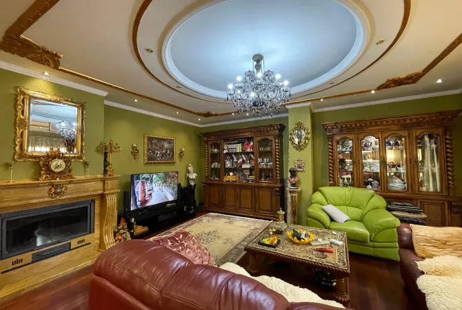 Casa in vendita 3+1 a Tirana - 650,000 Euro