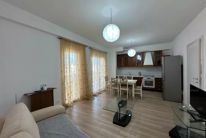 Shtepi ne shitje 1+1 ne Tirane - 140,000 Euro