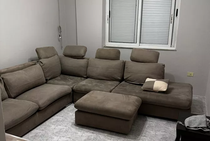 Shtepi me qera 3+1 ne Tirane - 85,000 Leke