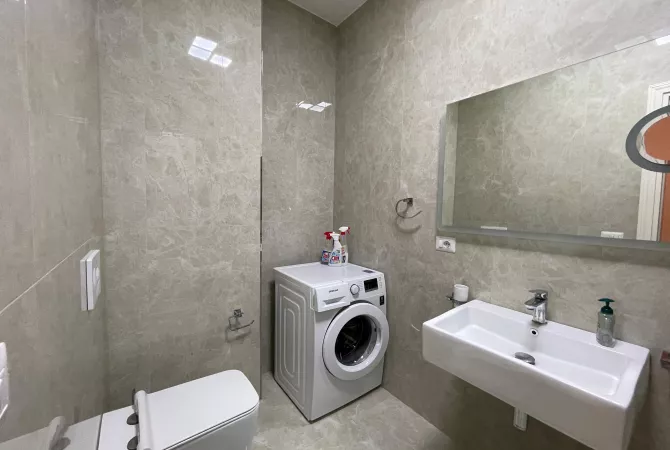 Shtepi me qera Apartament ne Tirane, 2+1, Mobilimi E mobiluar, Pagesa 1,400  Euro.