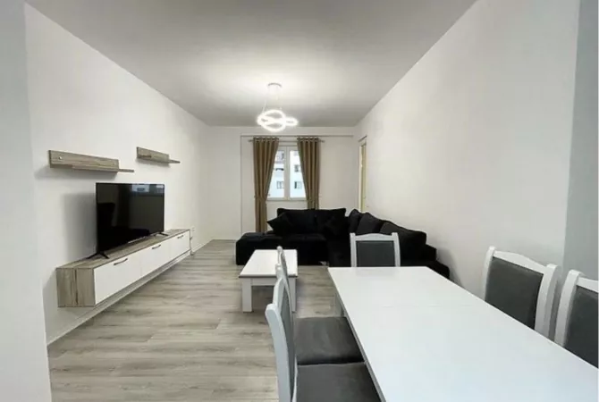 Shtepi me qera 2+1 ne Tirane - 550 Euro