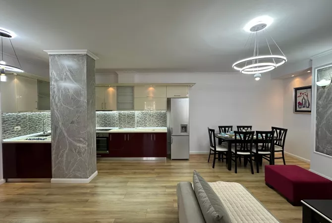 Shtepi ne shitje Apartament ne Tirane, 2+1, Mobilimi E mobiluar, Pagesa 145,000  Euro.