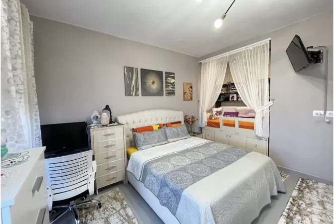 Shtepi me qera Apartament ne Tirane, 1+1, Mobilimi E mobiluar, Pagesa 900  Euro.