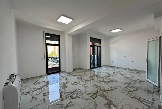 Shtepi me qera 2+1 ne Tirane - 600 Euro