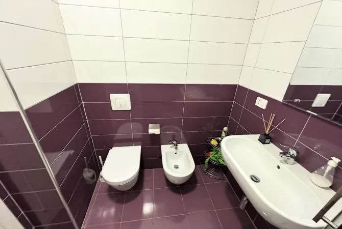 Casa in affitto 2+1 a Tirana - 100,000 Leke