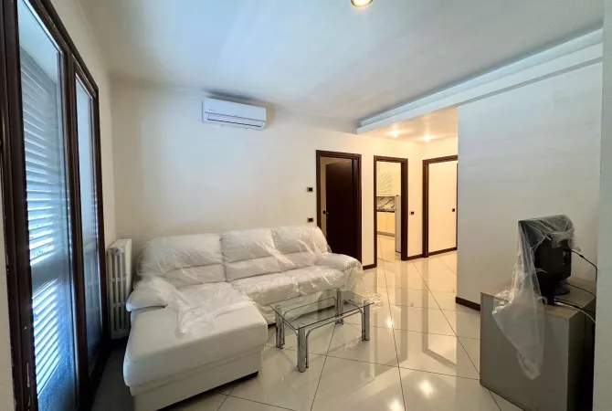House for Rent 1+1 in Tirana - 45,000 Leke