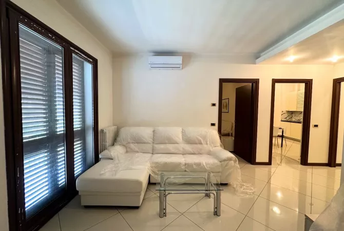 House for Rent 1+1 in Tirana - 45,000 Leke