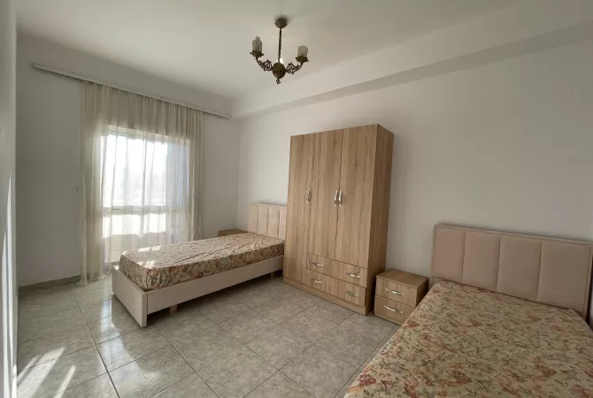 Shtepi me qera Apartament ne Tirane, 2+1, Mobilimi E mobiluar, Pagesa 550  Euro.