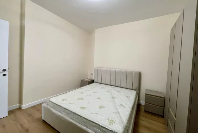 Shtepi me qera Apartament ne Tirane, 1+1, Mobilimi E mobiluar, Pagesa 500  Euro.
