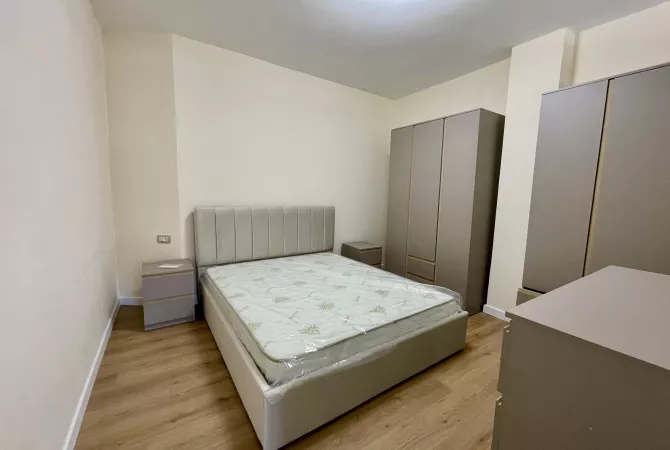 Shtepi me qera Apartament ne Tirane, 1+1, Mobilimi E mobiluar, Pagesa 500  Euro.