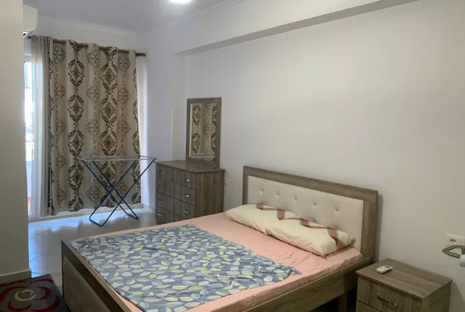 Shtepi me qera Apartament ne Tirane, 2+1, Mobilimi E mobiluar, Pagesa 600  Euro.