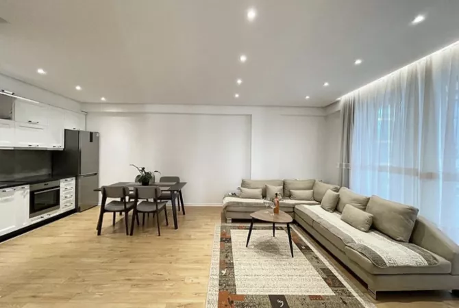 Shtepi me qera 2+1 ne Tirane - 1,200 Euro