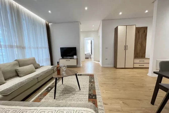 Shtepi me qera Apartament ne Tirane, 2+1, Mobilimi E mobiluar, Pagesa 1,000  Euro.