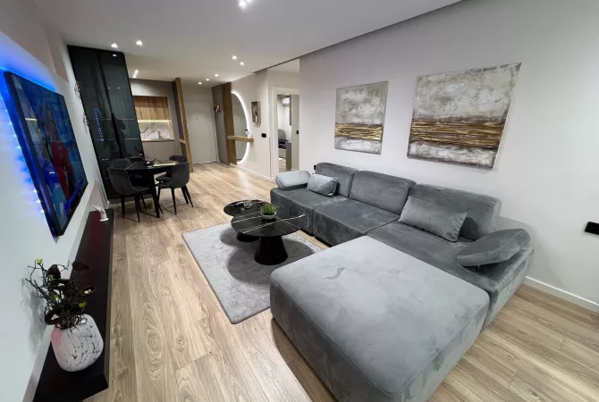 Shtepi me qera 2+1 ne Tirane - 1,500 Euro