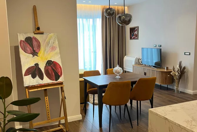 Shtepi me qera 2+1 ne Tirane - 1,100 Euro