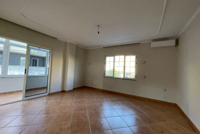 Ambient biznesi me qera 3+1 ne Tirane - 1,700 Euro