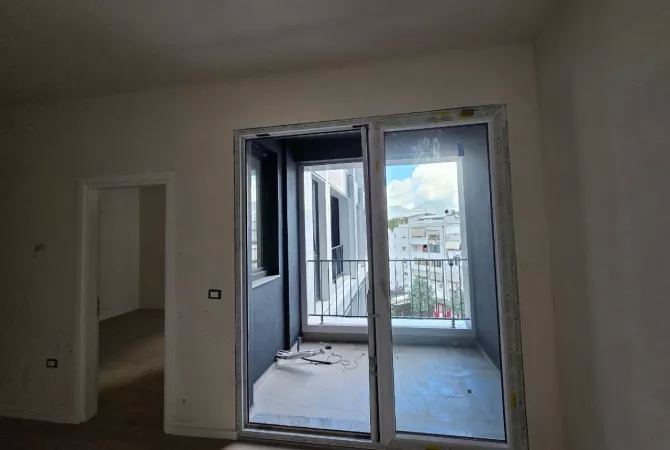 Apartment for rent in Tirana 1+1, Emty