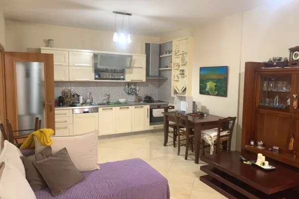 Casa in affitto 2+1 a Tirana - 750 Euro