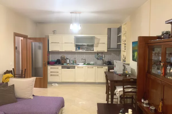 Casa in affitto 2+1 a Tirana - 750 Euro