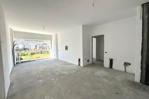 Shtepi ne shitje 1+1 ne Tirane - 215,000 Euro