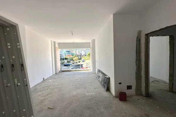 Shtepi ne shitje 1+1 ne Tirane - 215,000 Euro