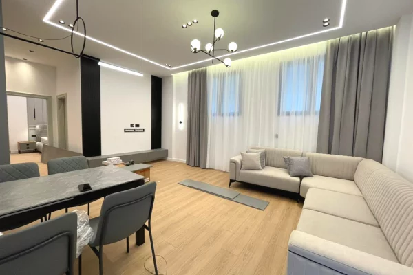 Casa in affitto 1+1 a Tirana - 800 Euro
